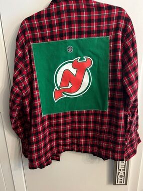 NJ Devils nwt Upcycled Plaid Button-Up Shirt - XL
